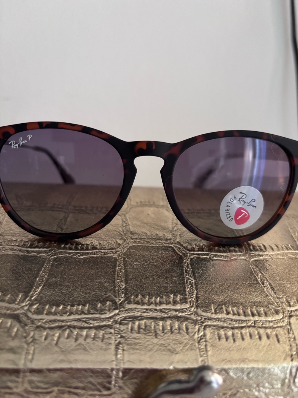 Source Unknown Tortoiseshell Round Sunglasses with Dark Lenses